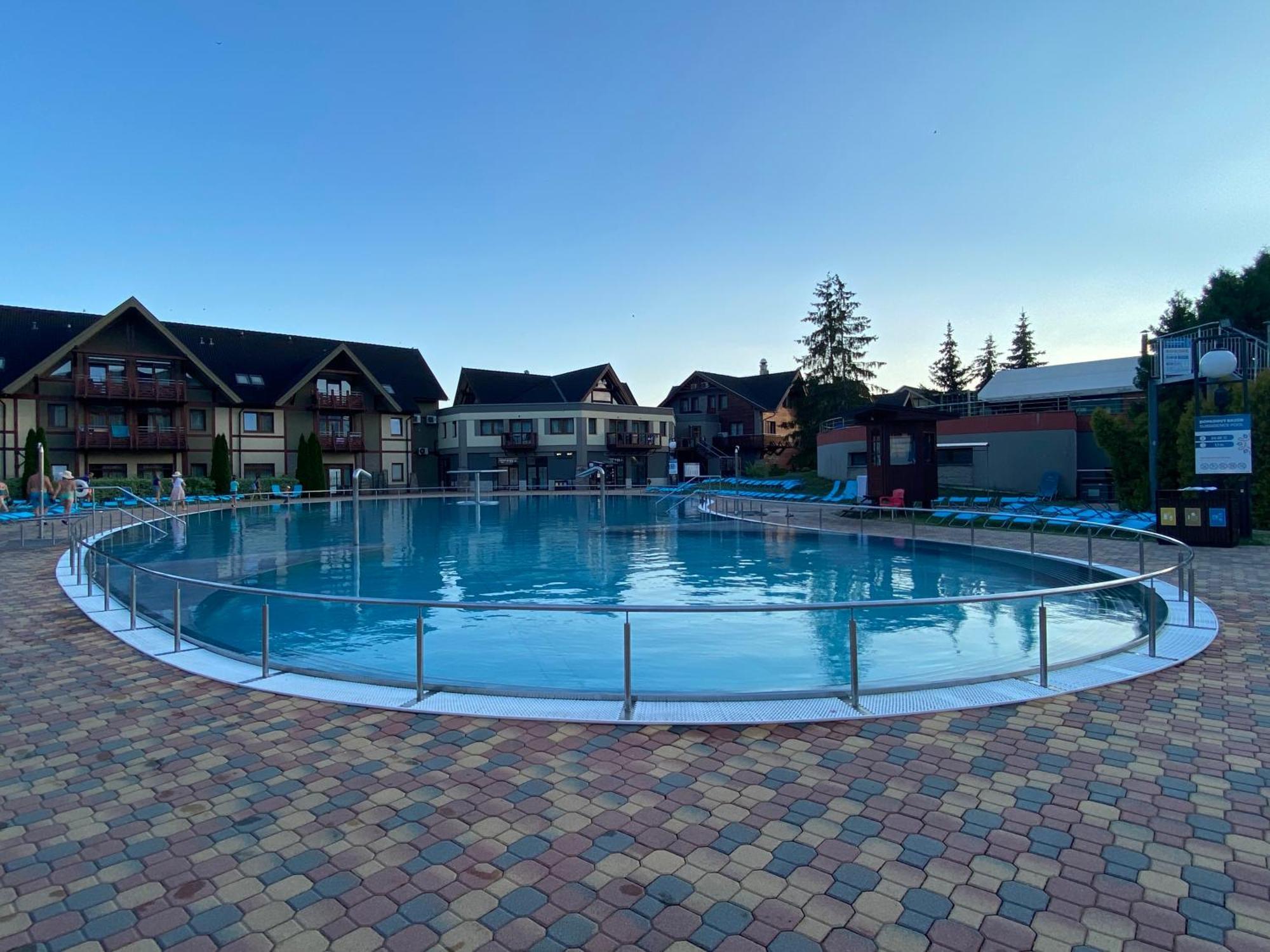 Apartment Family Besenova - Free Pool Luaran gambar